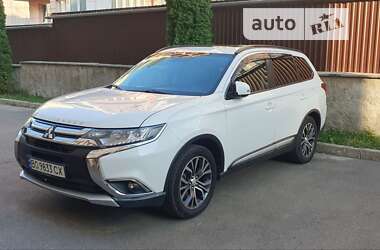 Позашляховик / Кросовер Mitsubishi Outlander 2015 в Тернополі