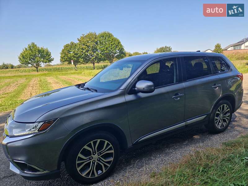 Mitsubishi Outlander 2017