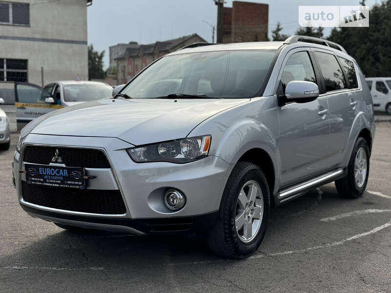 Mitsubishi Outlander 2013