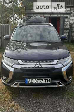 Внедорожник / Кроссовер Mitsubishi Outlander 2019 в Павлограде