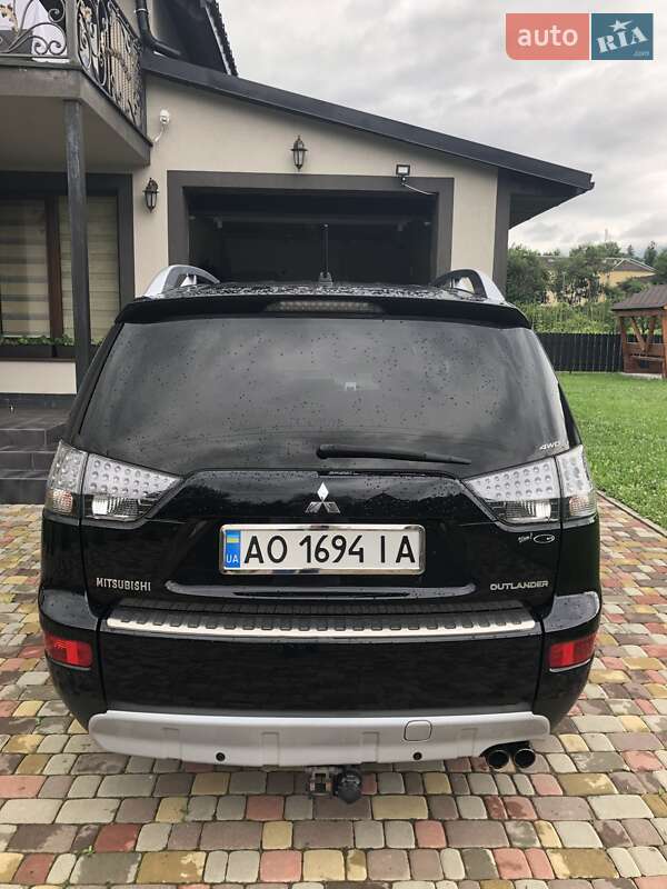 Позашляховик / Кросовер Mitsubishi Outlander 2007 в Міжгір'ї