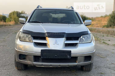 Позашляховик / Кросовер Mitsubishi Outlander 2003 в Хмельницькому