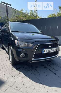 Позашляховик / Кросовер Mitsubishi Outlander 2012 в Івано-Франківську