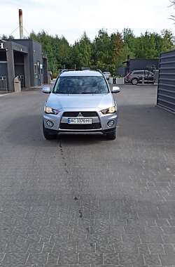 Позашляховик / Кросовер Mitsubishi Outlander 2012 в Ратному