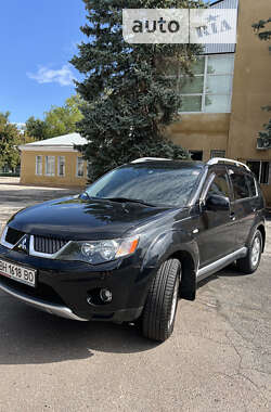 Внедорожник / Кроссовер Mitsubishi Outlander 2008 в Беляевке