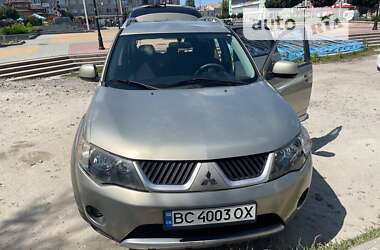 Внедорожник / Кроссовер Mitsubishi Outlander 2006 в Золочеве