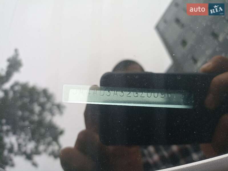 Внедорожник / Кроссовер Mitsubishi Outlander 2015 в Львове