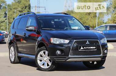 Позашляховик / Кросовер Mitsubishi Outlander 2010 в Києві