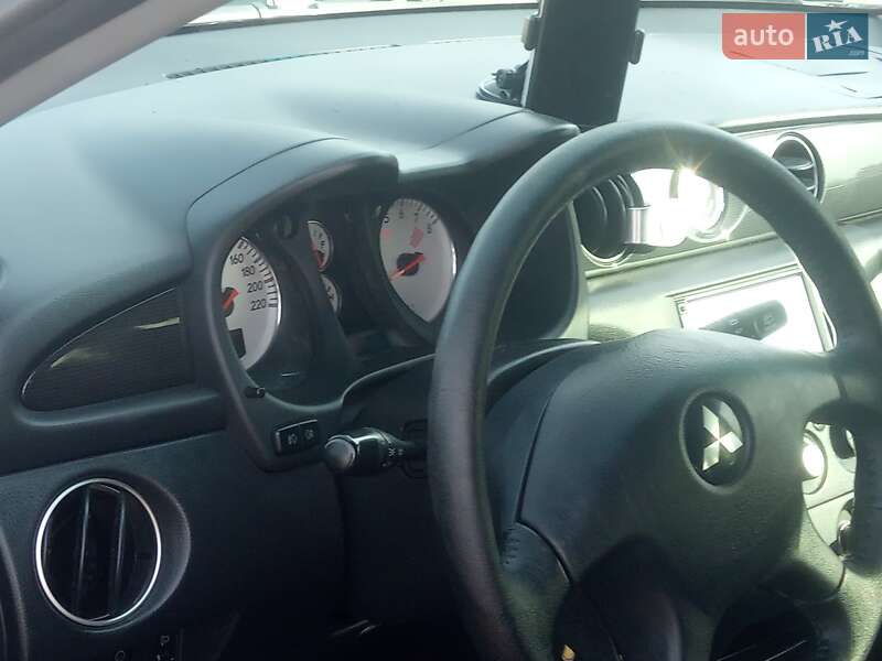 Внедорожник / Кроссовер Mitsubishi Outlander 2008 в Изюме фото 4 Внедорожник / Кроссовер Mitsubishi Outlander 2008 в Изюме