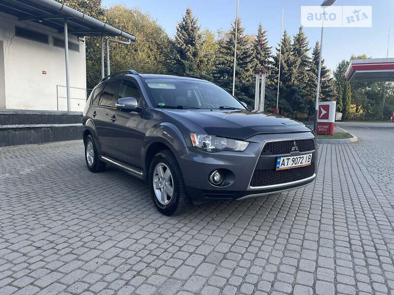 Внедорожник / Кроссовер Mitsubishi Outlander 2010 в Ивано-Франковске
