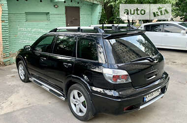 Внедорожник / Кроссовер Mitsubishi Outlander 2006 в Киеве