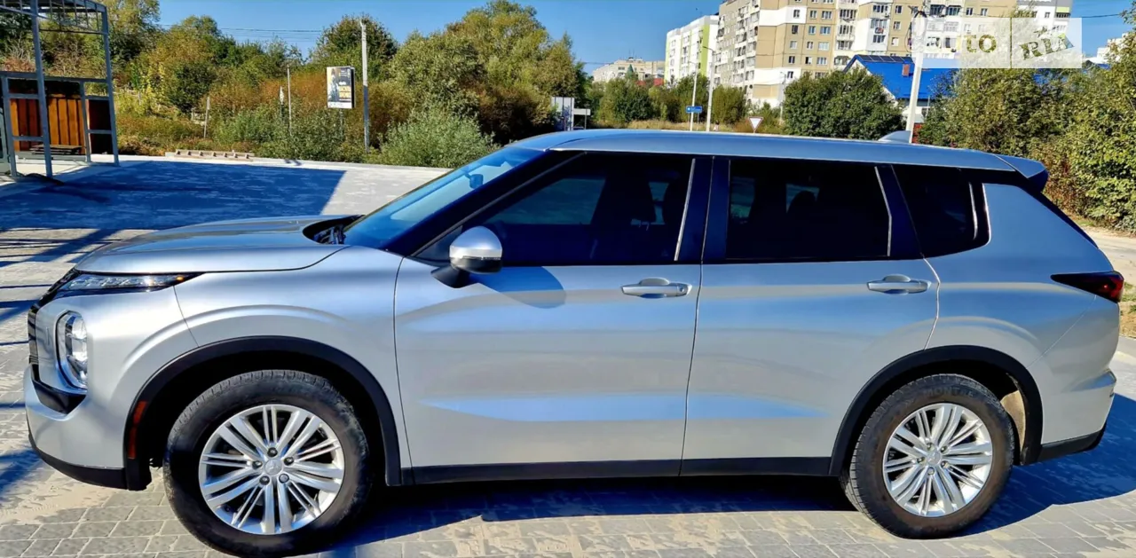 2021 Mitsubishi Outlander - мініатюра 70
