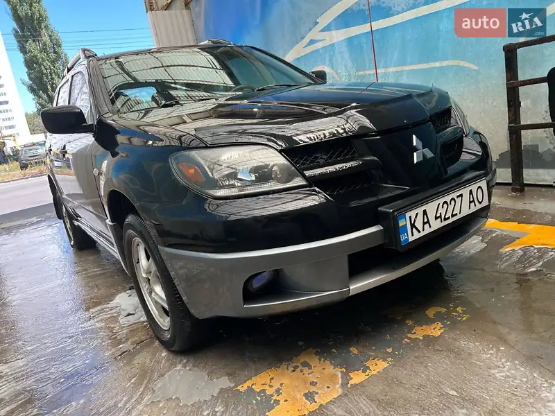 Mitsubishi Outlander