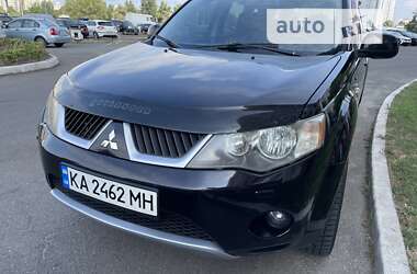 Позашляховик / Кросовер Mitsubishi Outlander 2007 в Києві