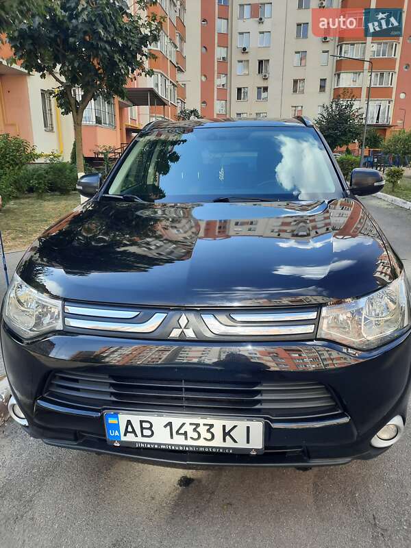 Mitsubishi Outlander 2012