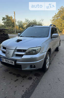 Позашляховик / Кросовер Mitsubishi Outlander 2005 в Полтаві