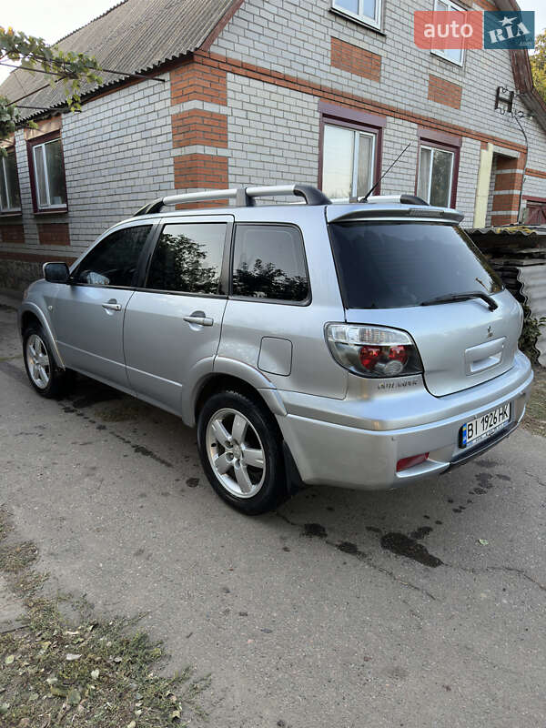 Внедорожник / Кроссовер Mitsubishi Outlander 2005 в Полтаве