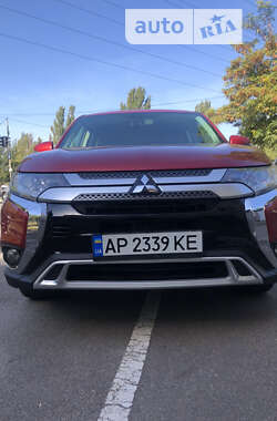 Позашляховик / Кросовер Mitsubishi Outlander 2019 в Запоріжжі