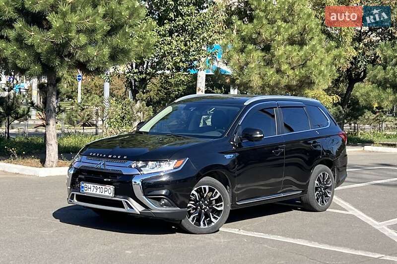 Mitsubishi Outlander 2018