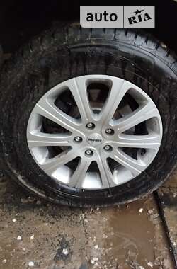 Внедорожник / Кроссовер Mitsubishi Outlander 2012 в 