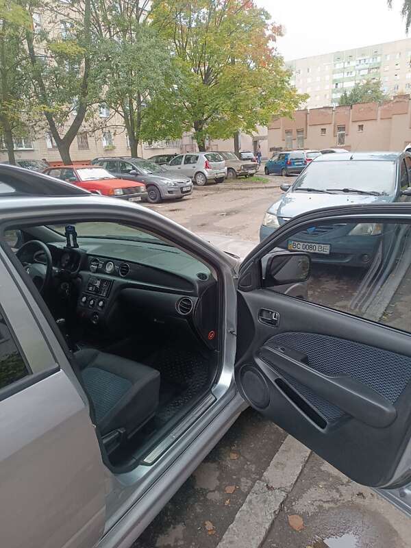 Внедорожник / Кроссовер Mitsubishi Outlander 2008 в Львове фото 11 Внедорожник / Кроссовер Mitsubishi Outlander 2008 в Львове