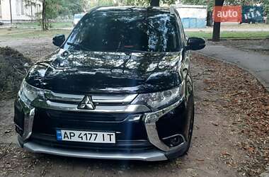 Внедорожник / Кроссовер Mitsubishi Outlander 2017 в Запорожье
