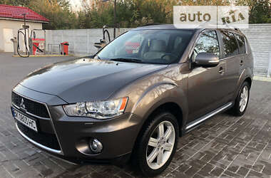 Позашляховик / Кросовер Mitsubishi Outlander 2011 в Рівному