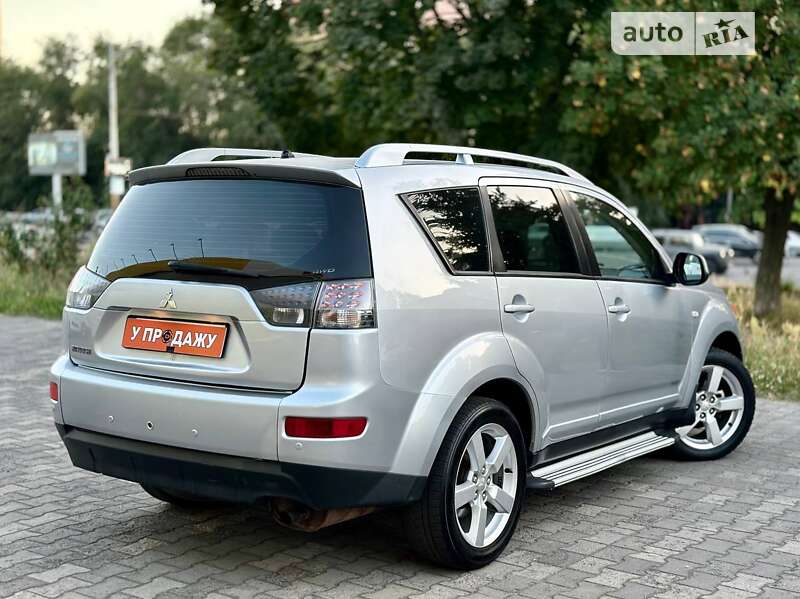 Внедорожник / Кроссовер Mitsubishi Outlander 2008 в Днепре