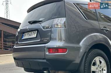 Внедорожник / Кроссовер Mitsubishi Outlander 2012 в Одессе