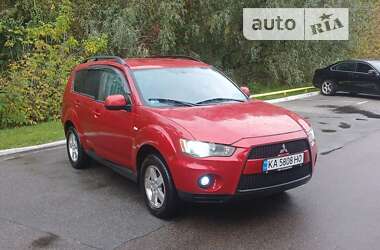 Внедорожник / Кроссовер Mitsubishi Outlander 2010 в Киеве