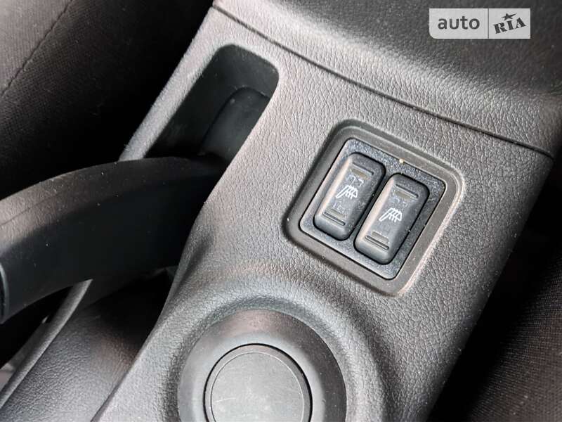 Позашляховик / Кросовер Mitsubishi Outlander 2013 в Рівному