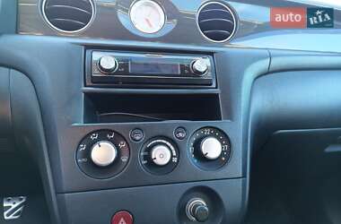 Позашляховик / Кросовер Mitsubishi Outlander 2006 в Ізмаїлі