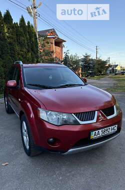 Позашляховик / Кросовер Mitsubishi Outlander 2008 в Києві