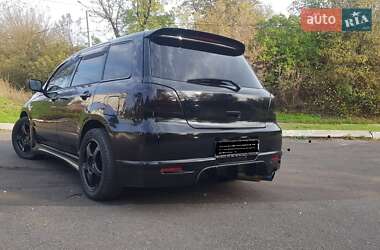 Внедорожник / Кроссовер Mitsubishi Outlander 2003 в Киеве