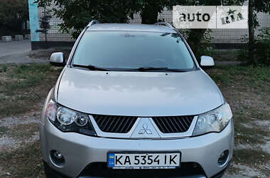 Внедорожник / Кроссовер Mitsubishi Outlander 2009 в Киеве