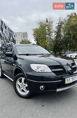 Внедорожник / Кроссовер Mitsubishi Outlander 2008 в 