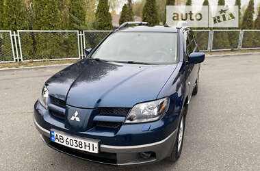 Позашляховик / Кросовер Mitsubishi Outlander 2003 в Смілі