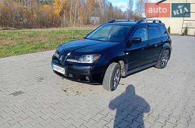 Внедорожник / Кроссовер Mitsubishi Outlander 2004 в Староконстантинове