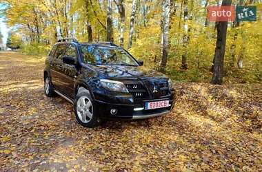 Внедорожник / Кроссовер Mitsubishi Outlander 2006 в Гайсине