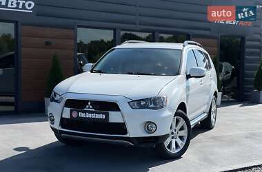 Внедорожник / Кроссовер Mitsubishi Outlander 2011 в Ровно