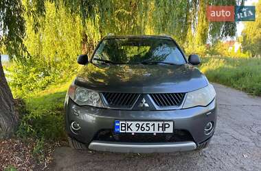 Внедорожник / Кроссовер Mitsubishi Outlander 2007 в Ровно