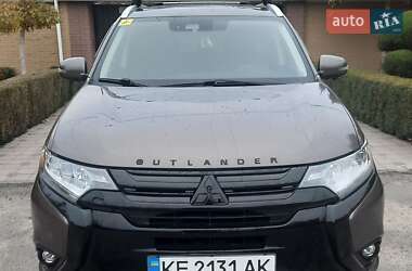 Позашляховик / Кросовер Mitsubishi Outlander 2018 в Дніпрі