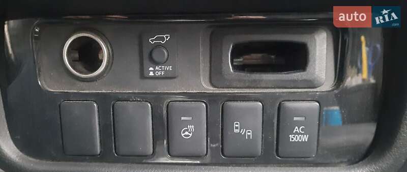 Внедорожник / Кроссовер Mitsubishi Outlander 2018 в Ужгороде