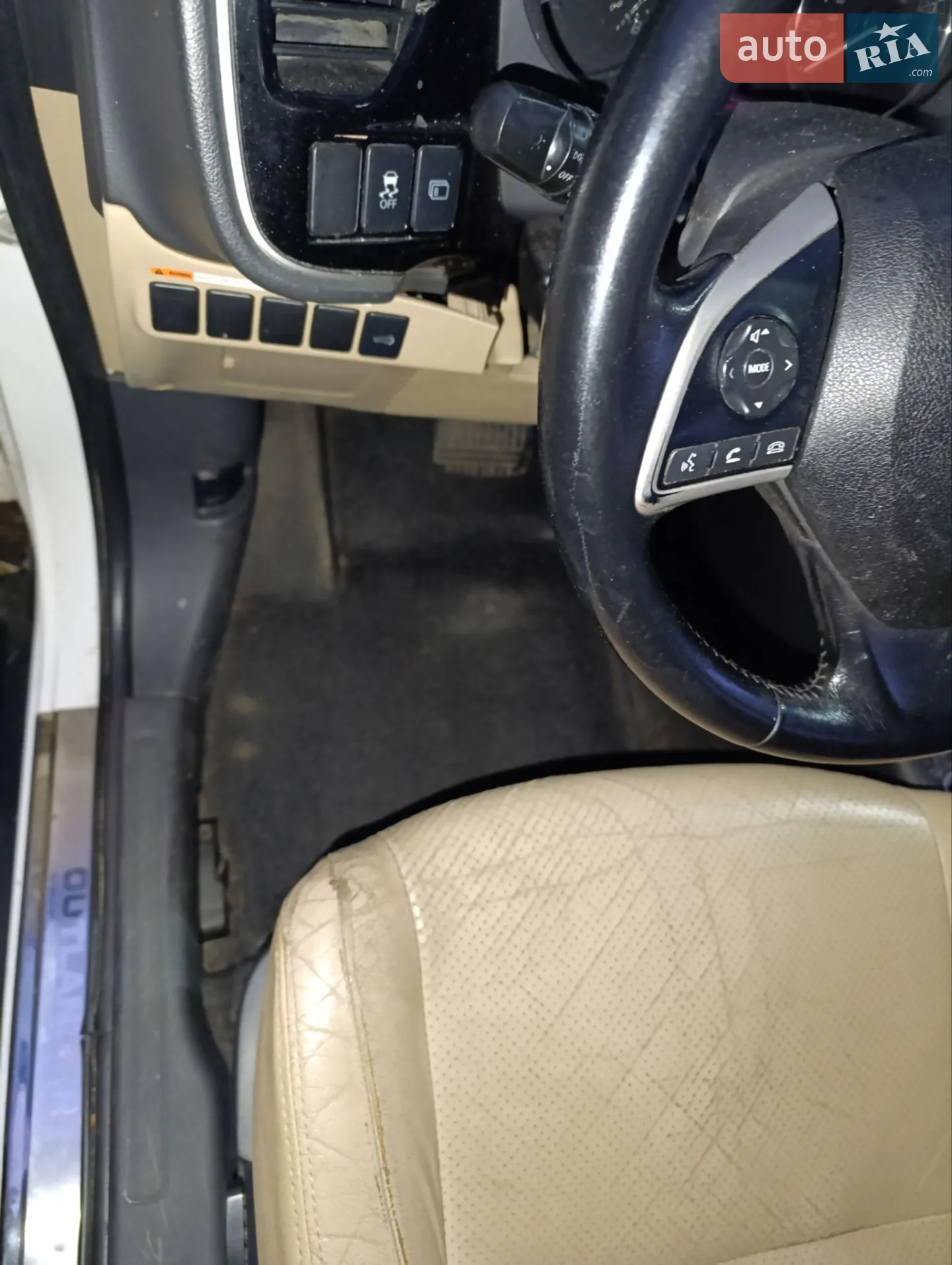 2013 Mitsubishi Outlander - мініатюра 19