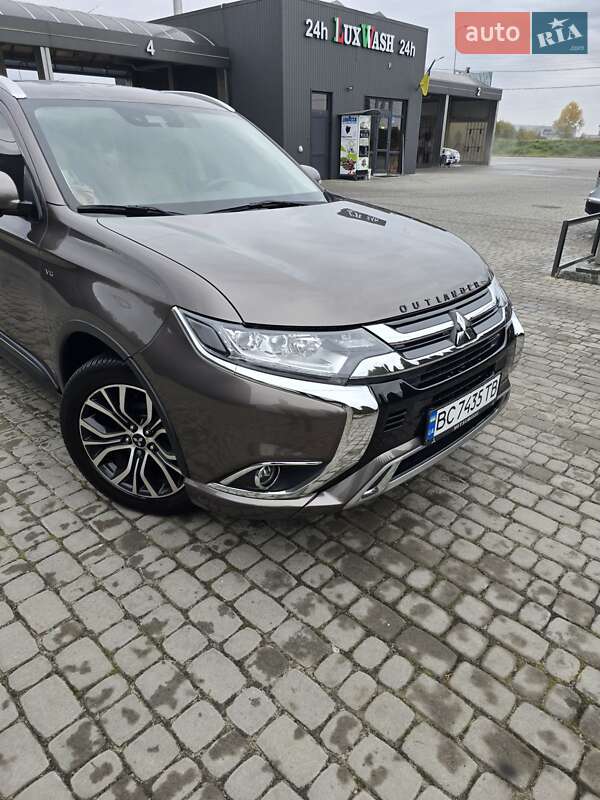 Mitsubishi Outlander 2018