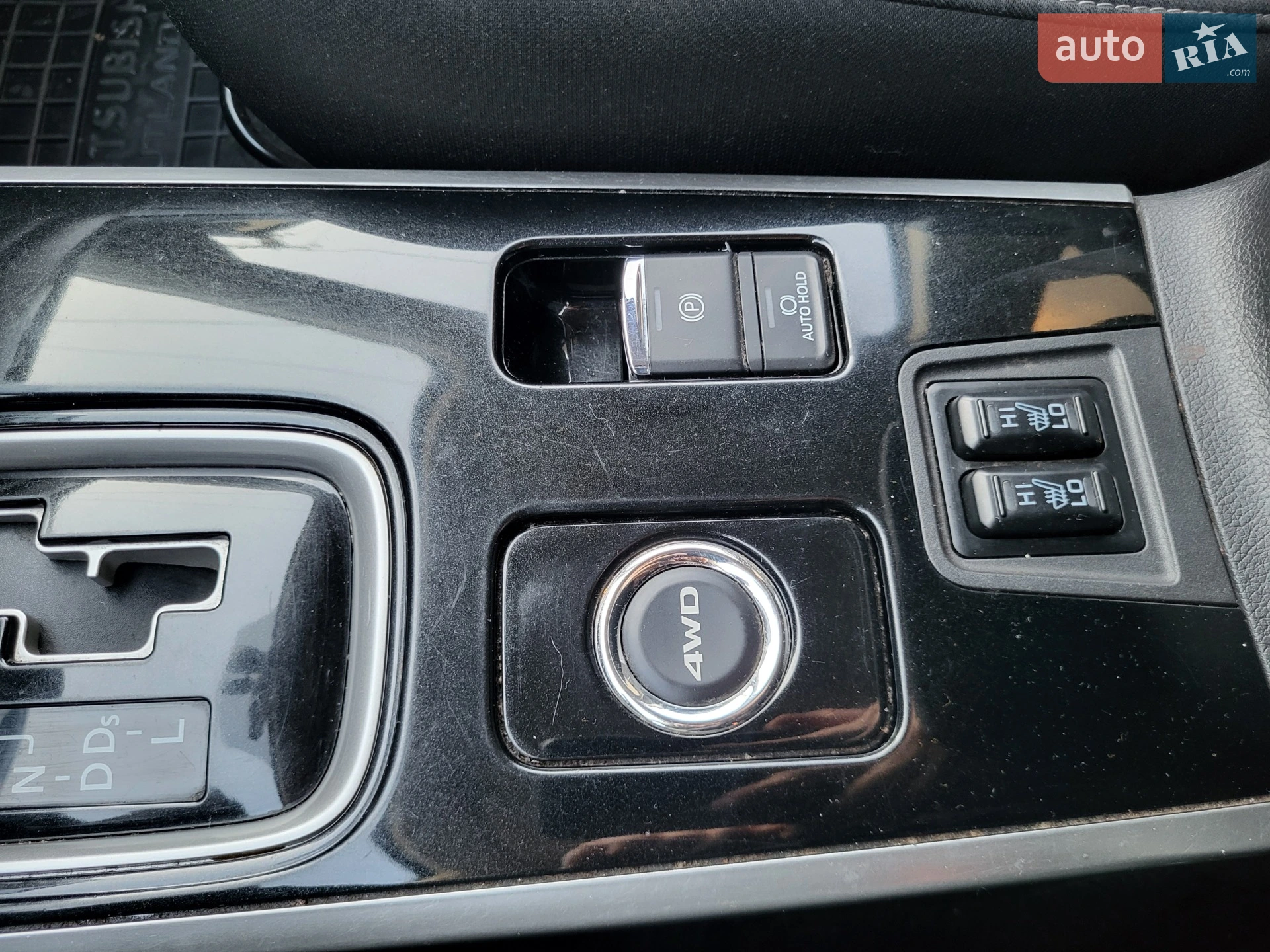 2018 Mitsubishi Outlander - мініатюра 10