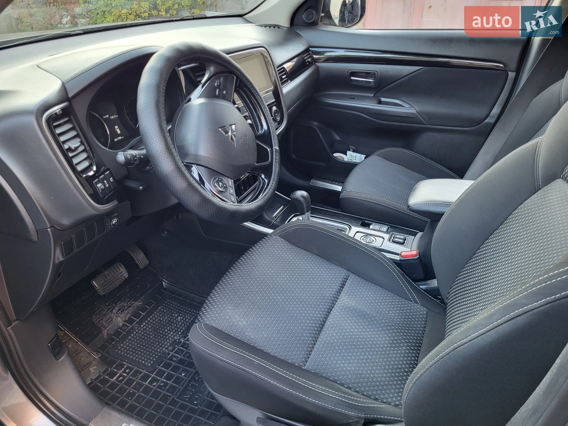 2018 Mitsubishi Outlander - мініатюра 25