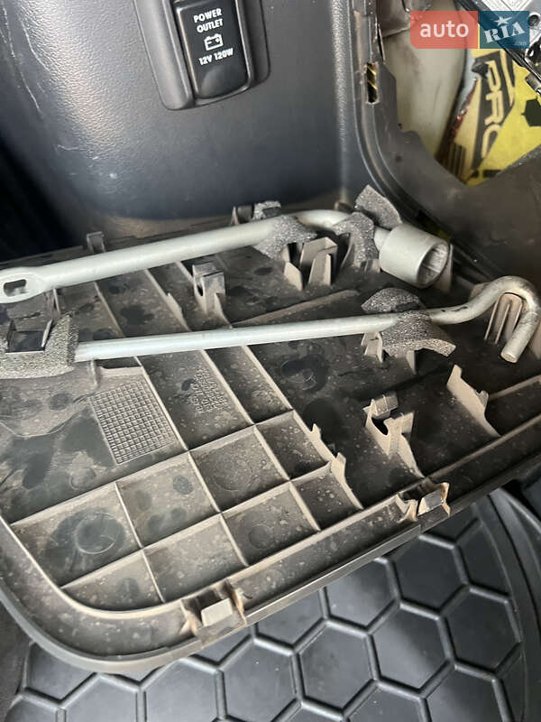 Позашляховик / Кросовер Mitsubishi Outlander 2018 в Кривому Розі