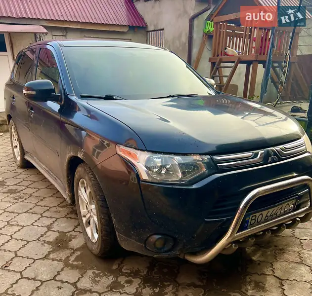 Mitsubishi Outlander