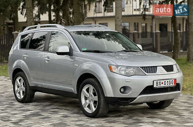 Внедорожник / Кроссовер Mitsubishi Outlander 2009 в Староконстантинове